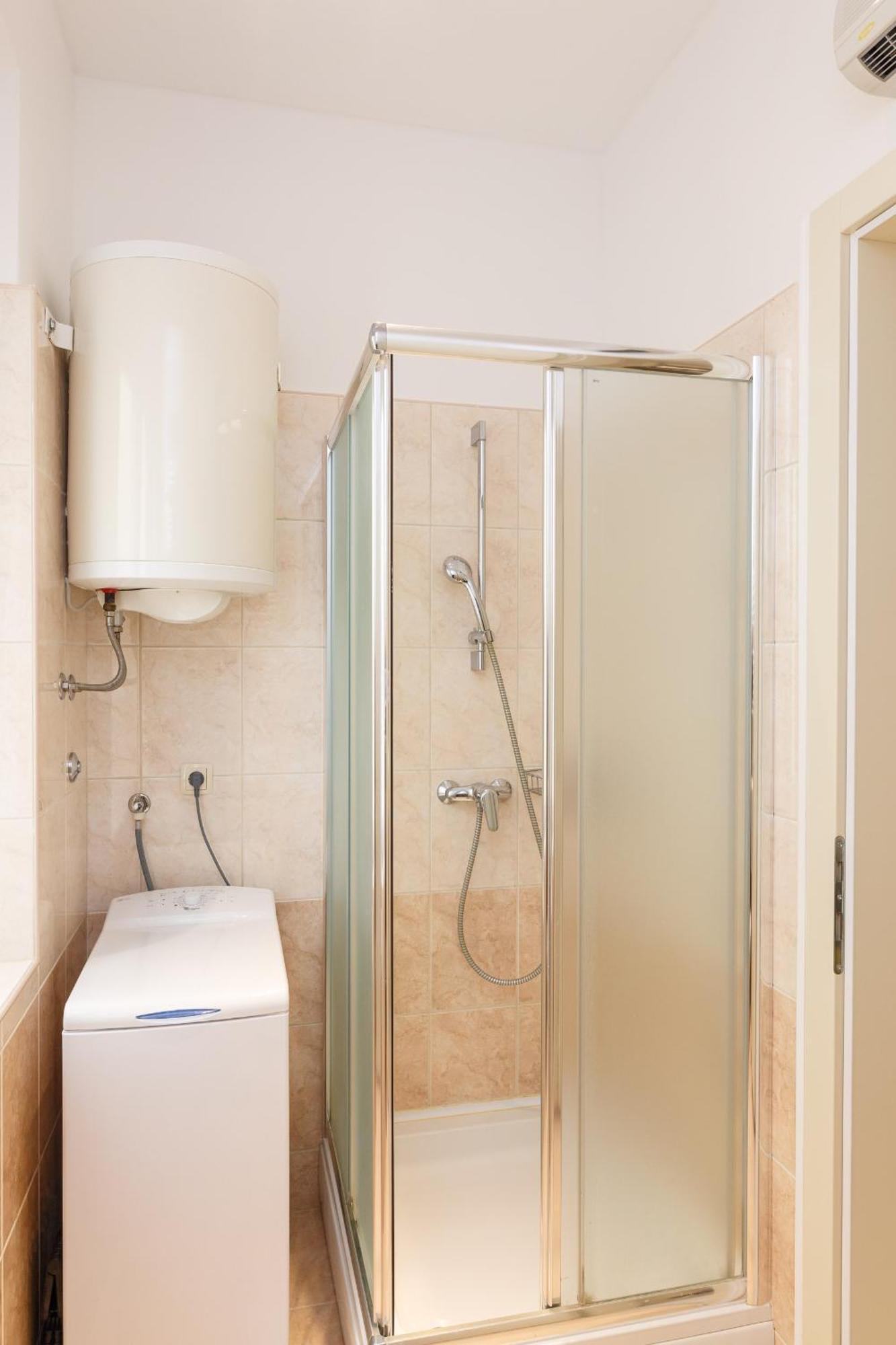 Apartmani Simi - The Wave Crikvenica Ngoại thất bức ảnh