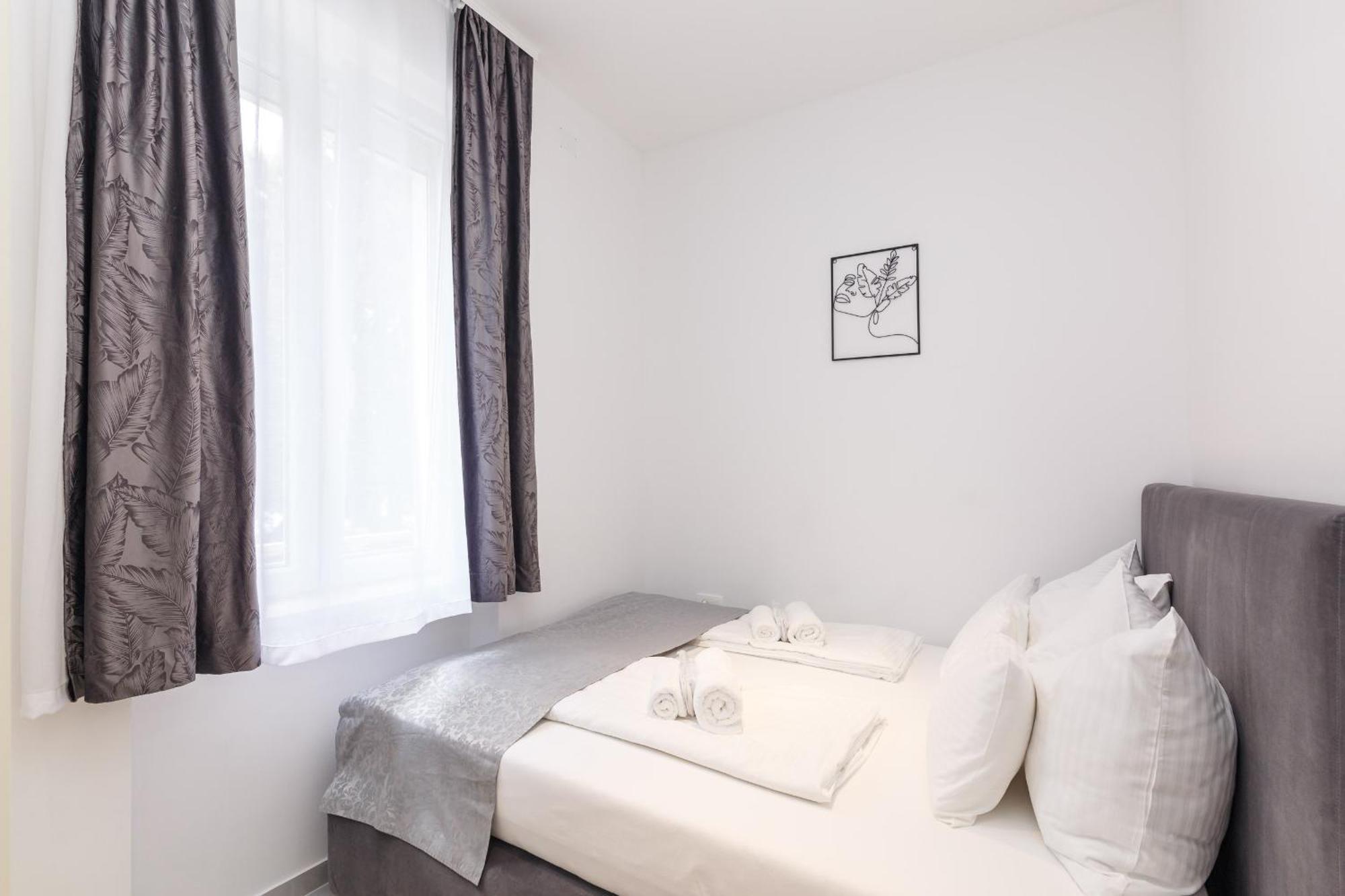 Apartmani Simi - The Wave Crikvenica Ngoại thất bức ảnh