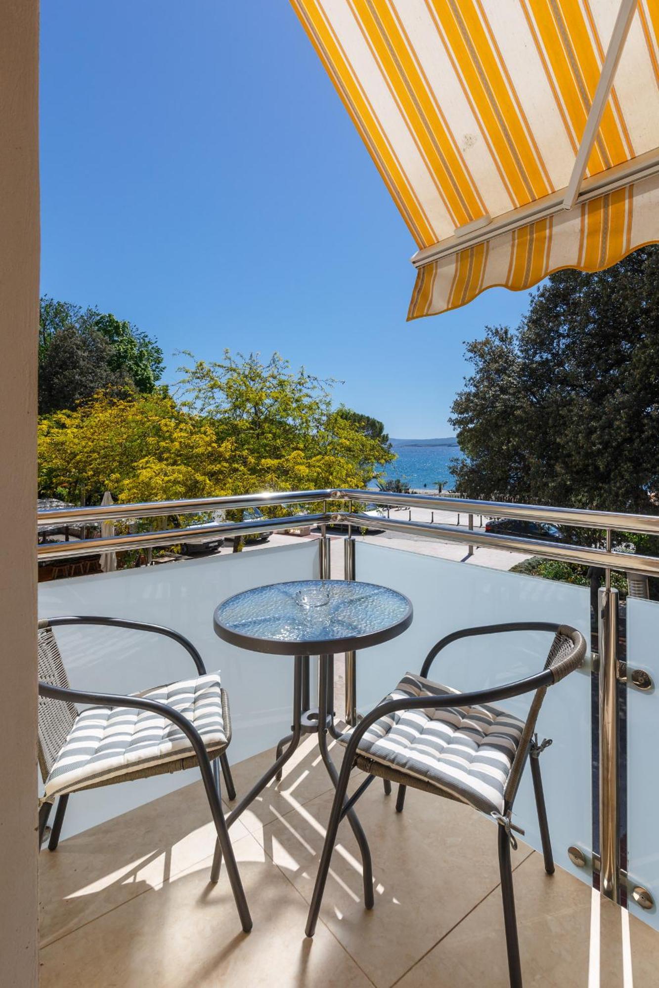 Apartmani Simi - The Wave Crikvenica Ngoại thất bức ảnh